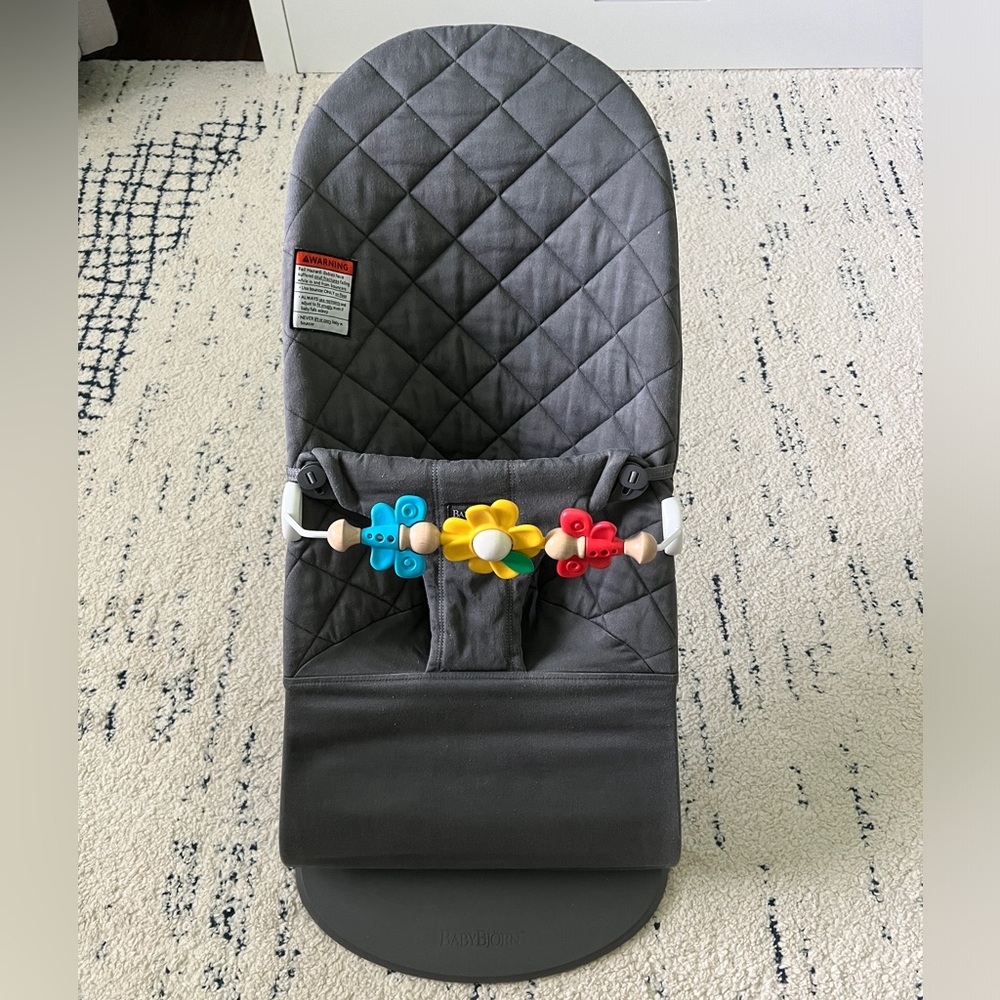 Babybjorn with toy bar